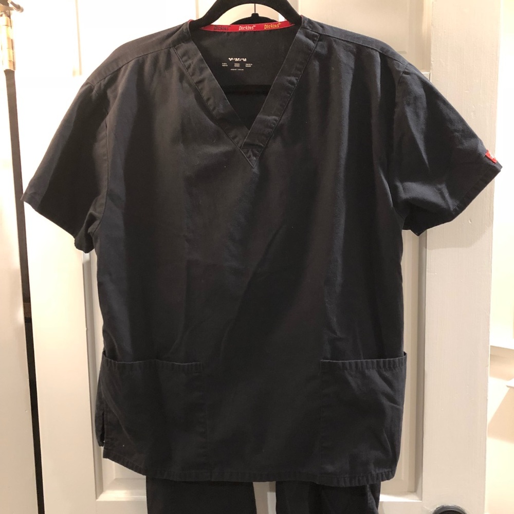 Scrub Pair Women’s MEDIUM